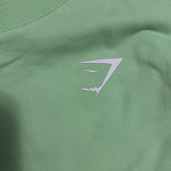 Gym Shark Green Athletic Long Sleeve Crop - Picture 2 of 4